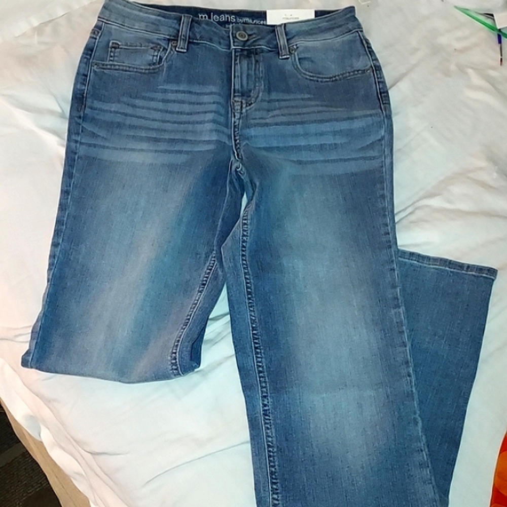 ‼️🆕 NWT 🆕‼️ MAURICES JEANS ; SIZE 6 LONG 💙